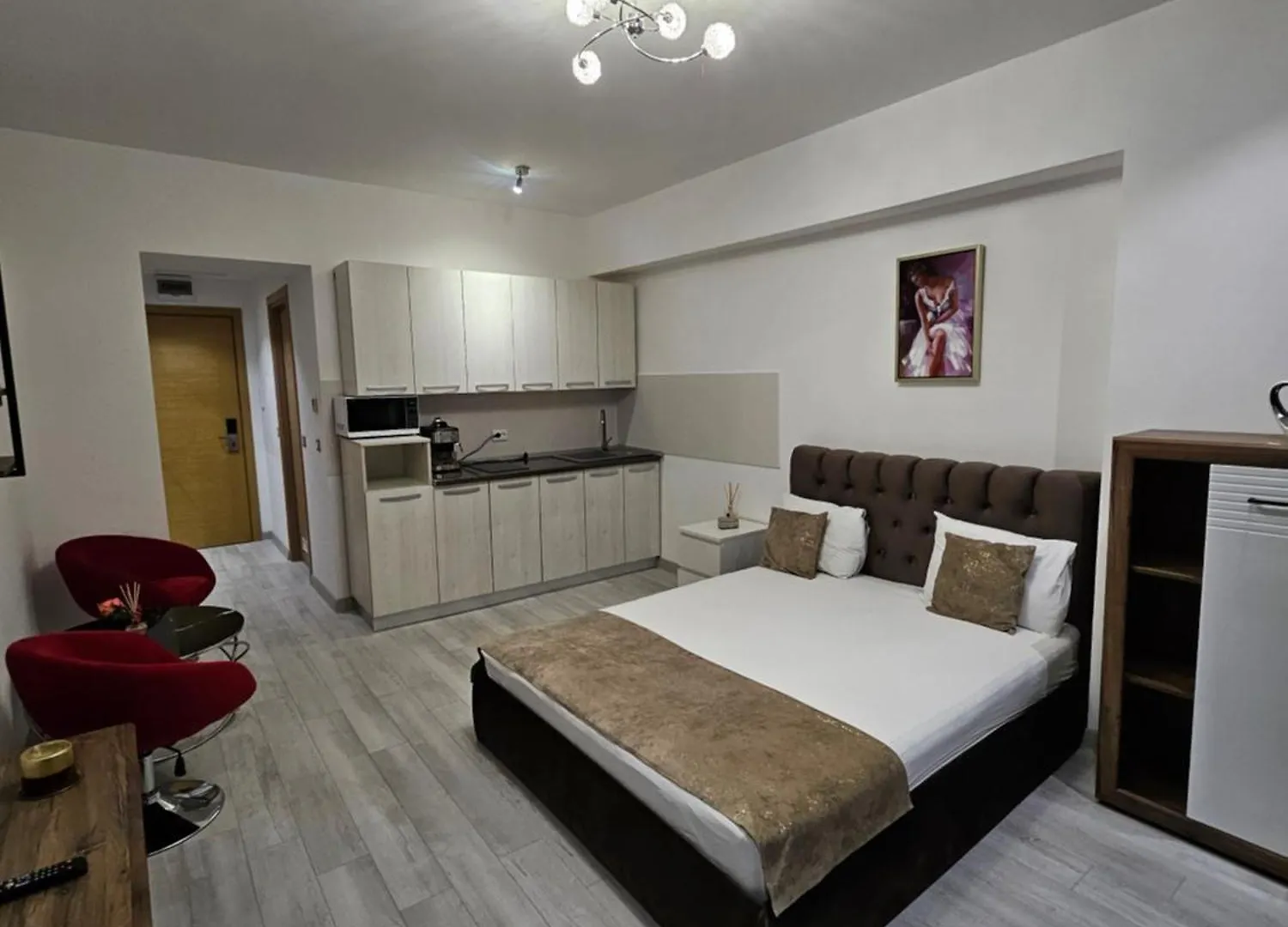 Sweet Room Bucharest 0*,